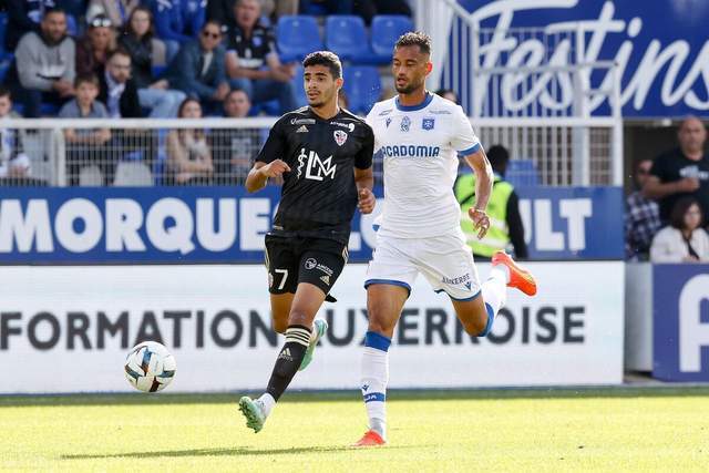 俱乐部杯-李添荣20分上海胜山西 洛夫顿24+12