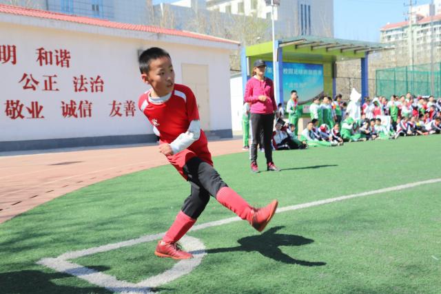 孙铭徽21+15广厦负同曦 原帅30分山西胜四川